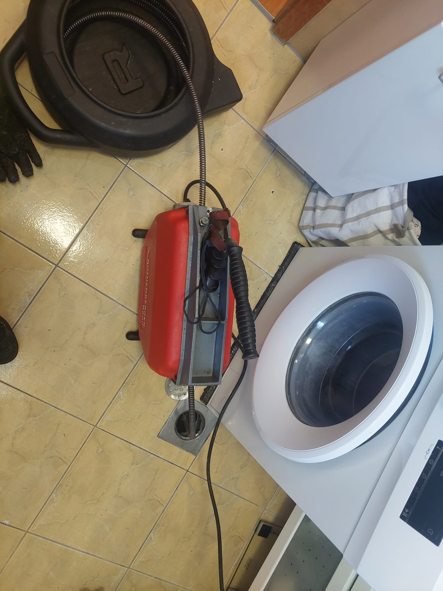 VUK-RD odštopavanje — Rothenberger R600 na terenu